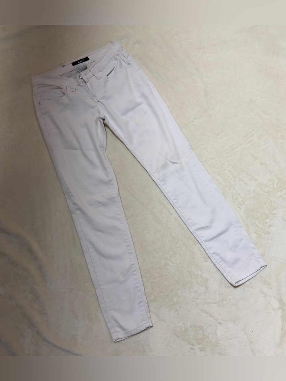 LAIS White Slim Jeans with Belt Loops